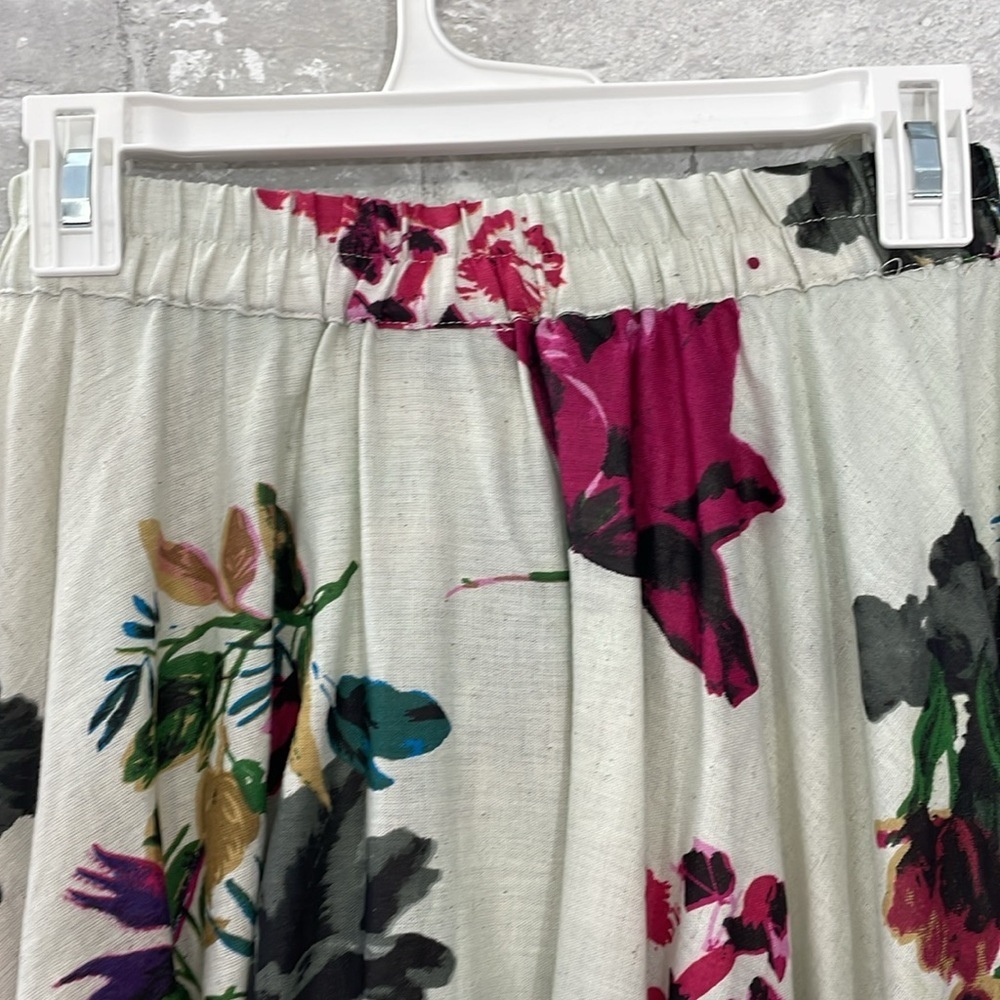 Roz & Ali Floral Print Linen MIDI Skirt - Picture 5 of 8